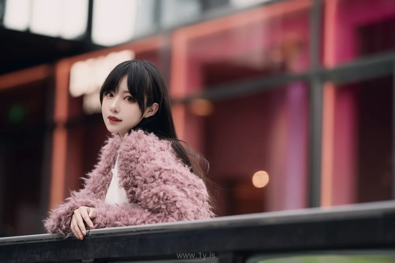 Coser@Shika小鹿鹿 NO.051 Fashionable Chinese Mature Princess 街拍